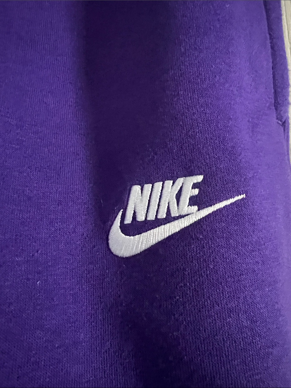 Nike Women's Purple Fleece Joggers with White Logo - Picture 4 of 6